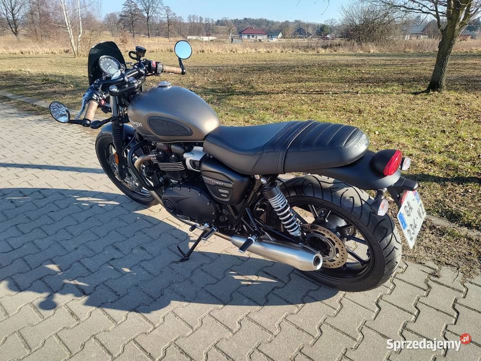 Triumph street twin 900 a2
