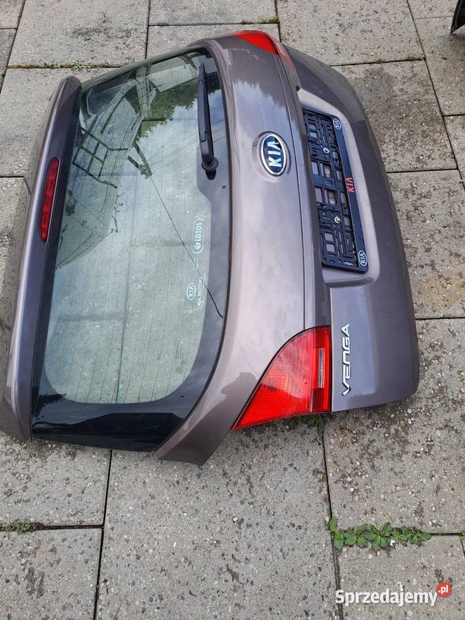Kia Venga tylna klapa zderzak z PDC kod lakieru osobowe Jastrzębie-Zdrój