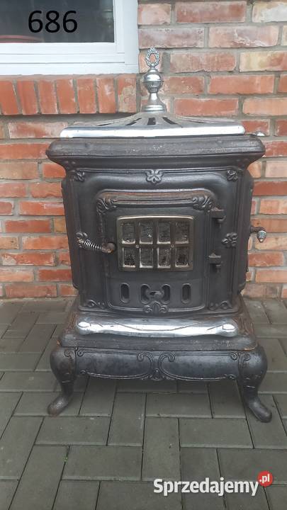 Kominek żeliwny Piecyk z blatem 686 Gawroniec