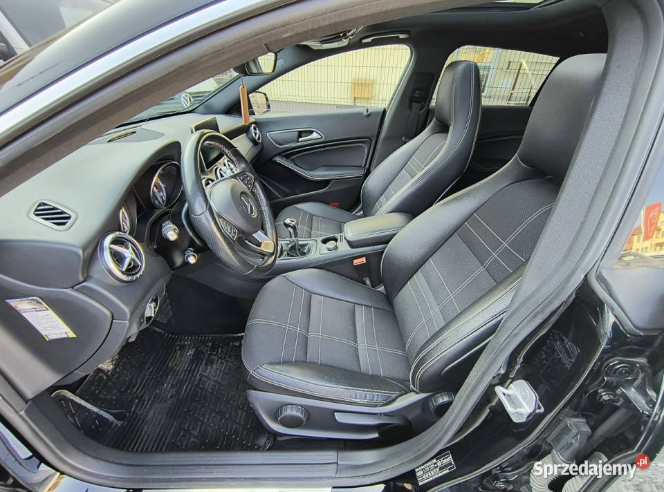 Mercedes CLA 180 Super benzyna Mercedes-Benz