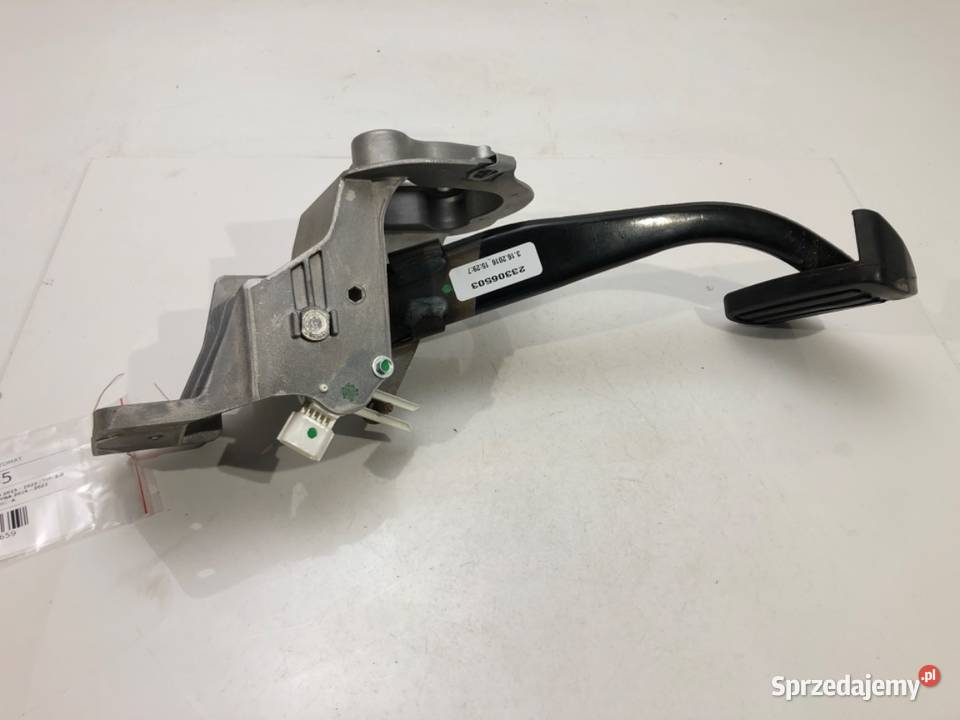 PEDAŁ HAMULCA AUTOMAT CHEVROLET CAMARO VI osobowe