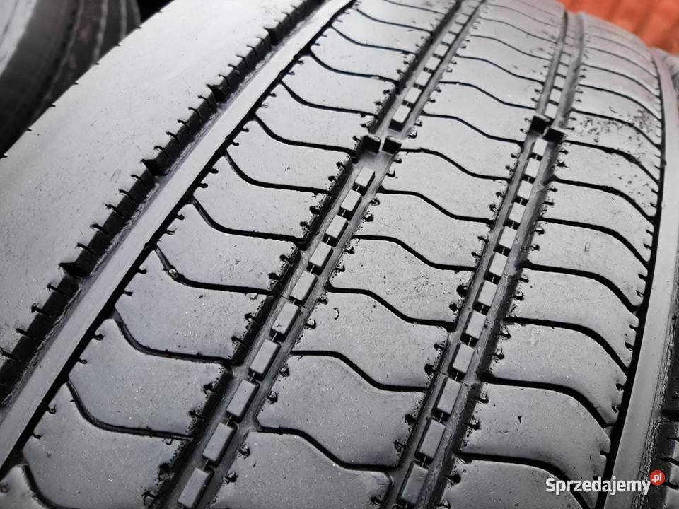 Opona używana ciężarowa 31560R225 BRIDGESTONE Bridgestone Ciężarowe Zaścianki