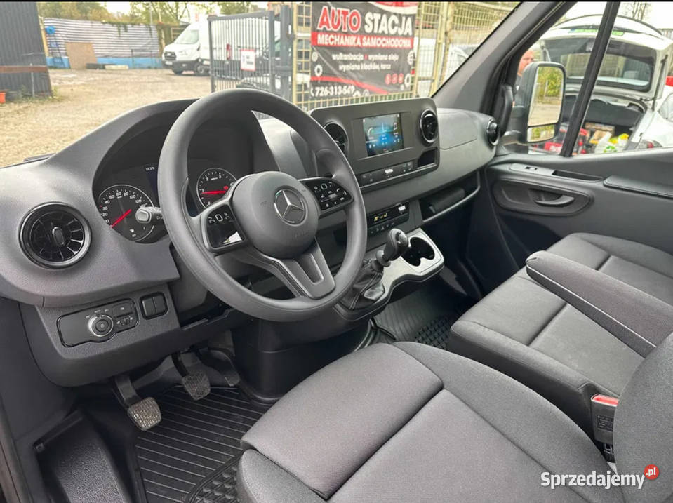 Mercedes Sprinter Wywrotka wynajem z wykupem śląskie Gliwice wynajem pojazdu