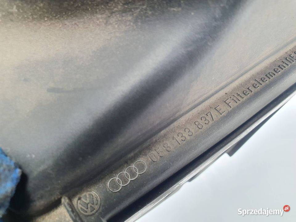 OBUDOWA FILTRA VOLKSWAGEN PASSAT B5 058133837E osobowe Lipno