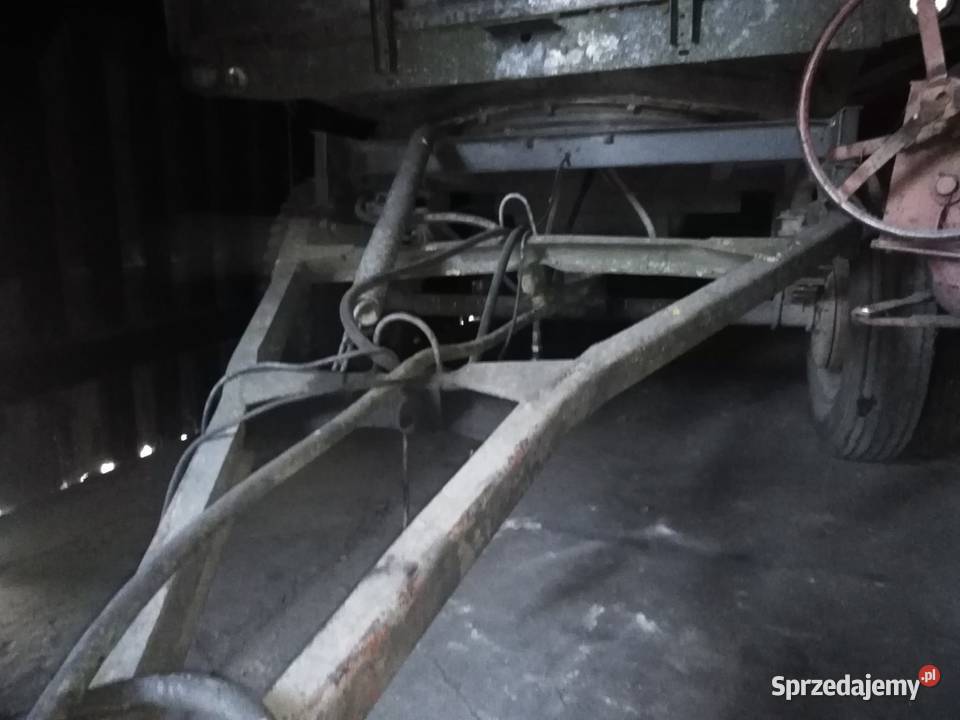 Sprzedam przyczepę rolniczą wywrotkę D47 r 1983 Włoszakowice sprzedam