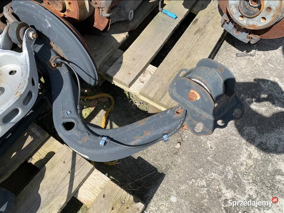 BMW X3 E83 lift Wózek tylny zawieszenie mały
