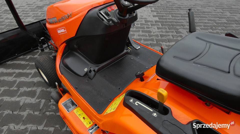Traktor kosiarka KUBOTA GR1600 Diesel Pług Świnice Warckie