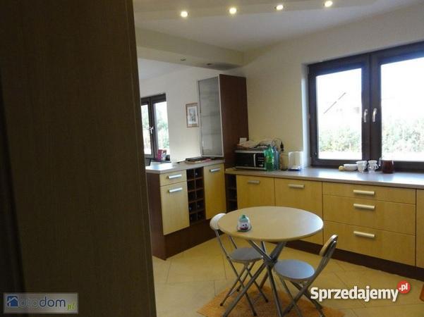 dom w pięknej okolicy Mława wolnostojący sprzedam