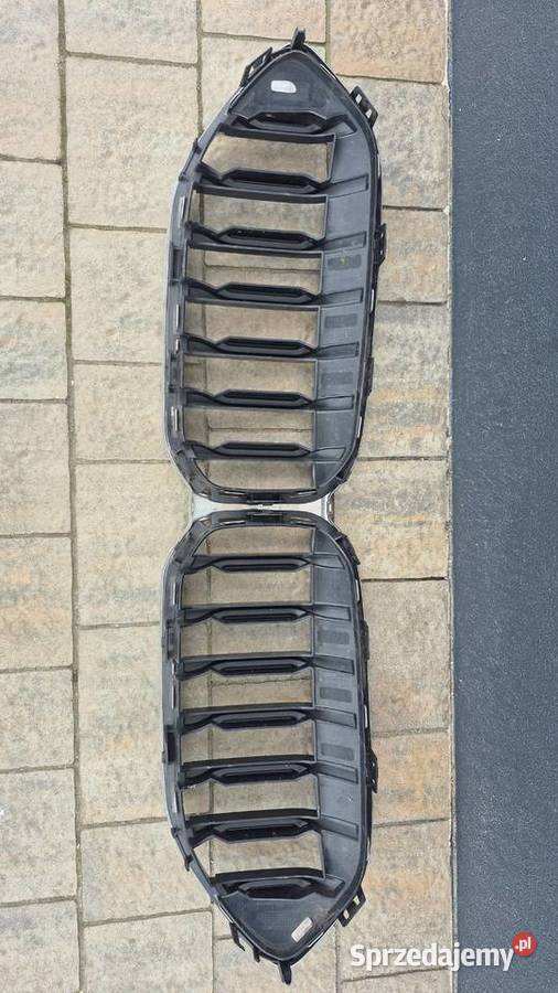 Grill do BMW 2 F44 Gran Coupe osobowe Tarnów sprzedam