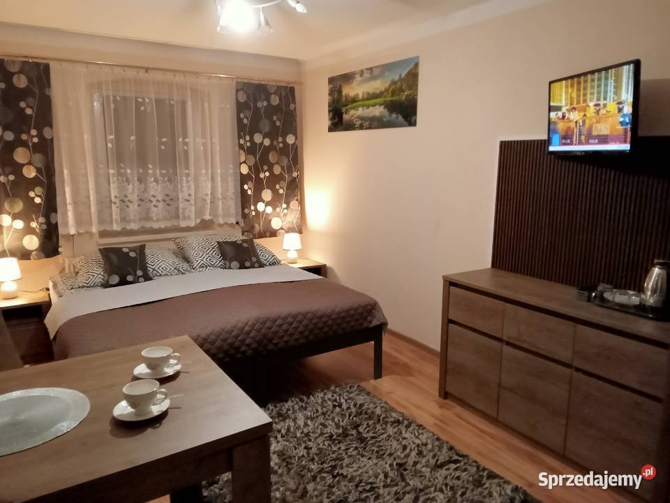 Mazury Noclegi jeziorem Domki i pokoje Jacuzzi Domy Mrągowo