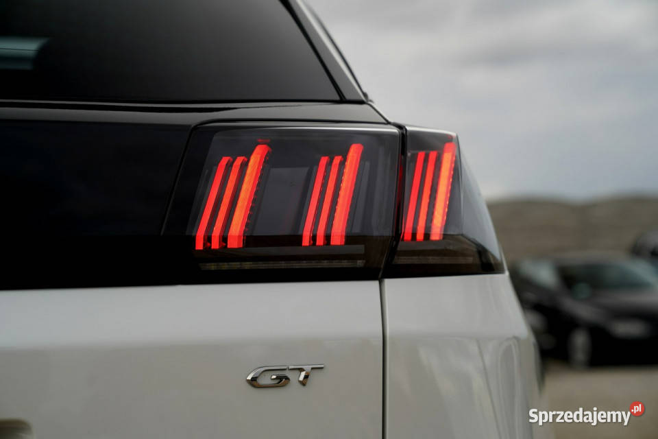 Peugeot 3008 GT kamery skóra NAWI night vision benzyna Peugeot sprzedam