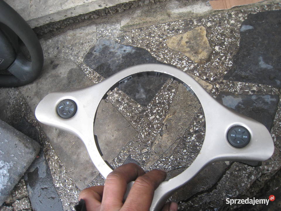 Dekor kierownicy przyciski multifunkcja Alfa Kraków sprzedam