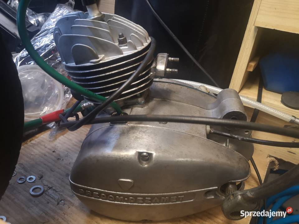 Silnik komar s38 Części i akcesoria motocyklowe Łochów sprzedam