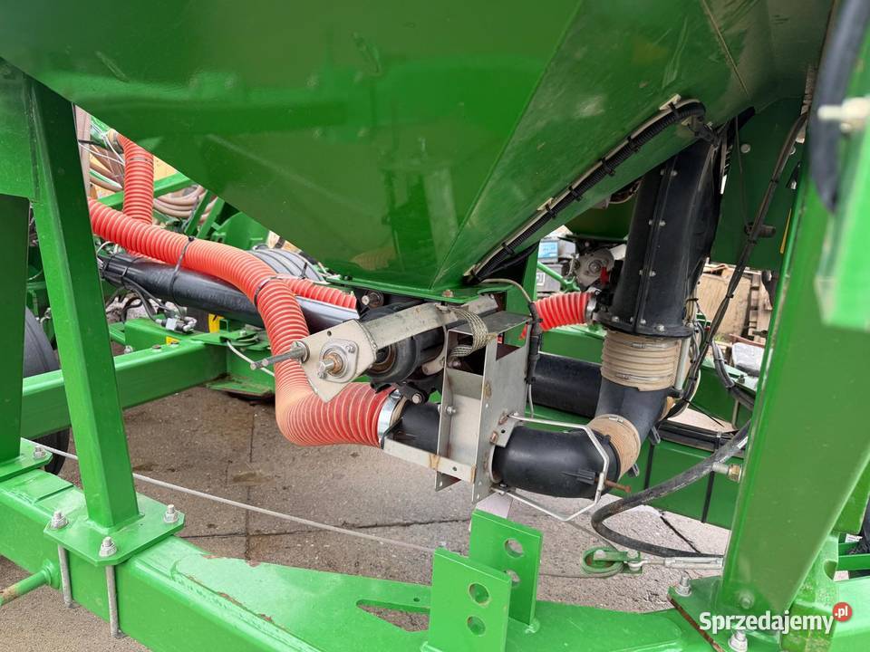 Siewnik zbożowy John Deere 740A Nowa Ruda sprzedam