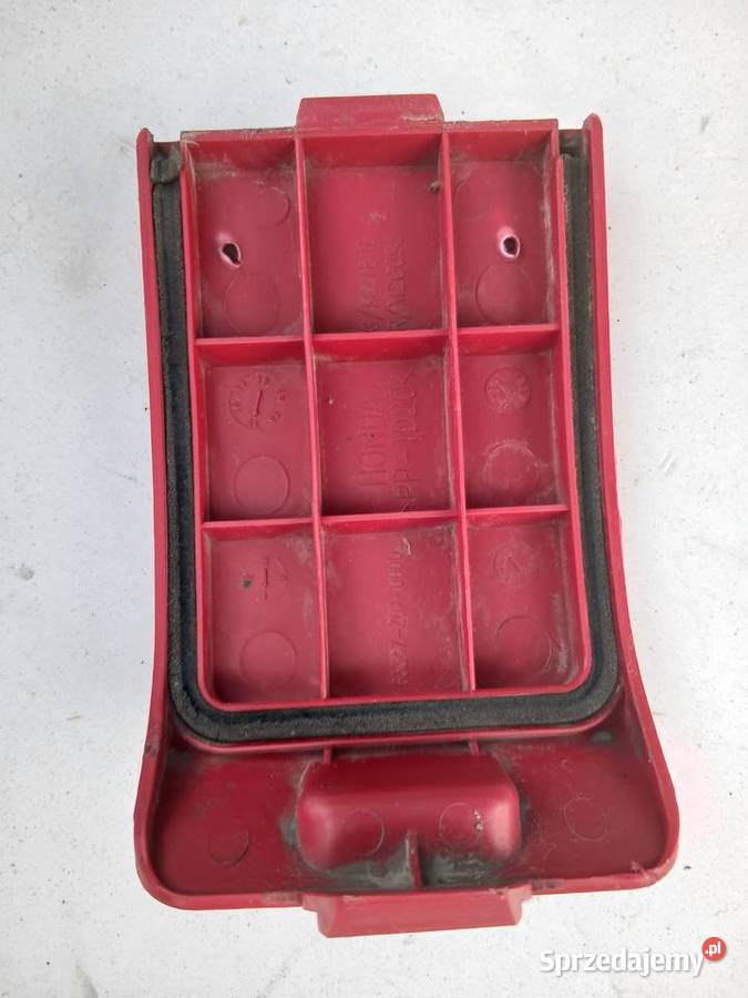 Honda EU20i Dekielek zaślepka obudowy rewizja Szczerbice