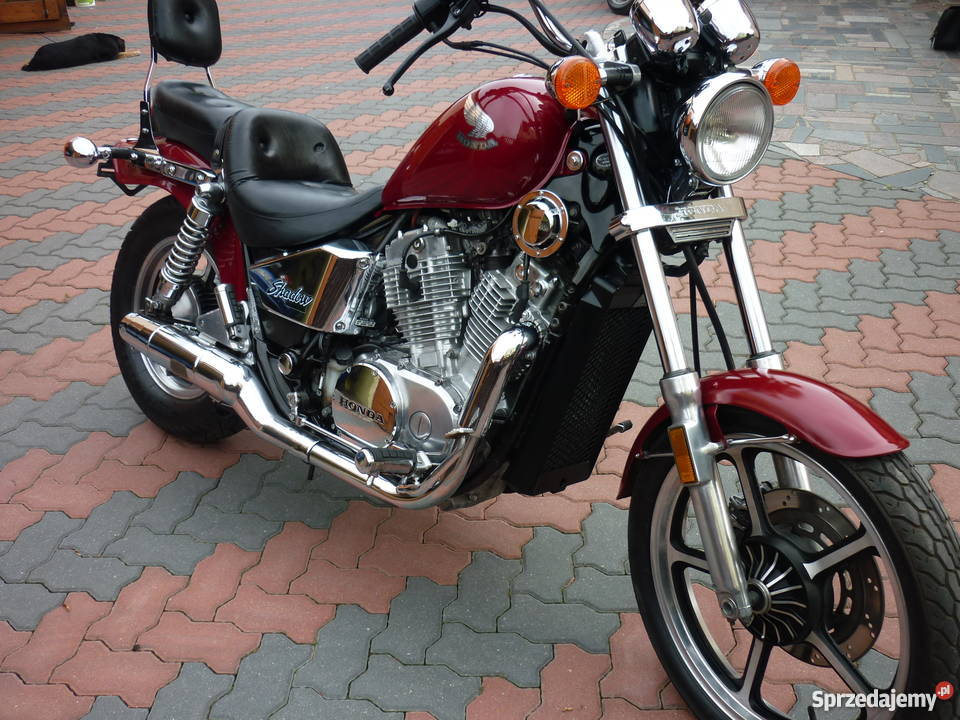 Honda vt 700
