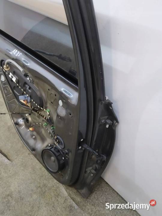 DRZWI LEWE TYŁ KOMBI SZARE VW Volkswagen Passat