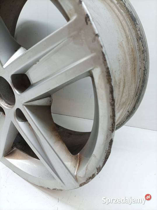 FELGA ALUMINIOWA R16 5X112 ET40 OC 57 70JX16H2 Samochodowe