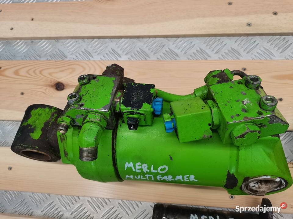 Siłownik stabilizacji osi Merlo Multifarmer wielkopolskie Wilkowo