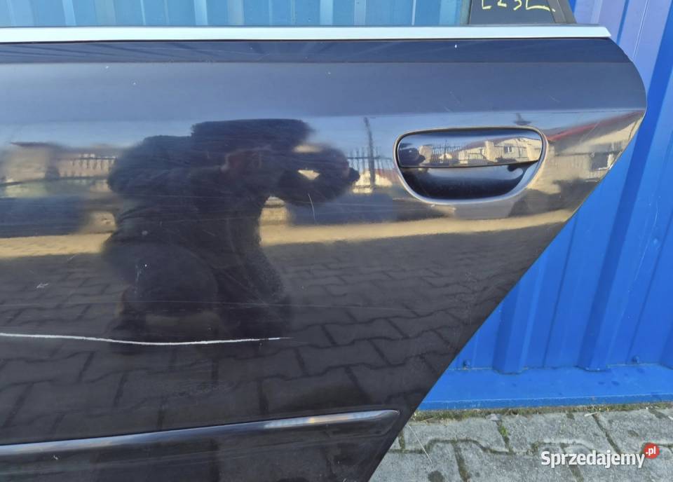 17 DRZWI TYŁ LEWY TYLNE LEWE AUDI A4 B6 SEDAN Drzwi Działoszyce sprzedam