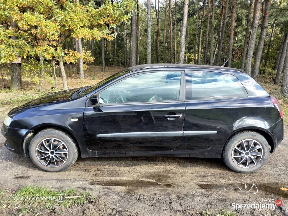 FIAT Stilo 14 16V 3d Klima 6biegów Ellsterka nieuszkodzony wielkopolskie Rychwał sprzedam