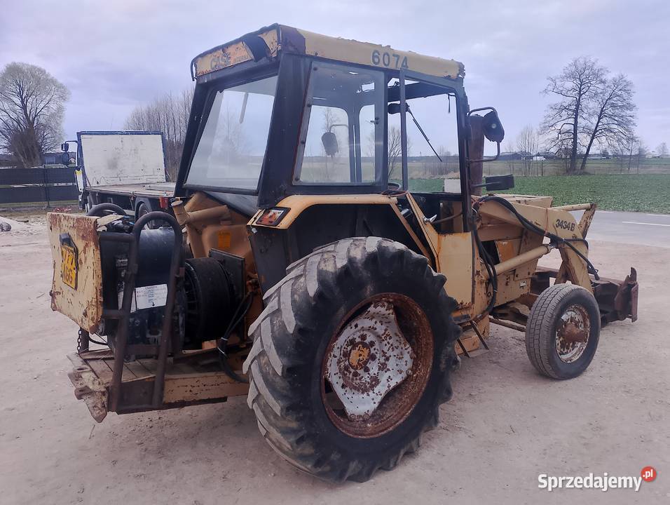 Ciągnik International Dminin sprzedam