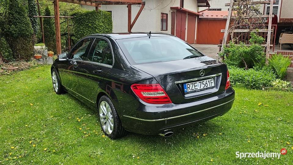 MercedesBenz Klasa C W204 18 Mercedes C250 CGI radio