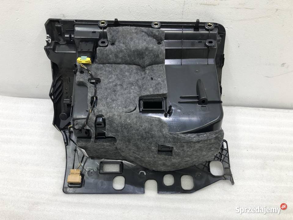 SCHOWEK PASAŻERA AUDI A5 8T 8K1857035