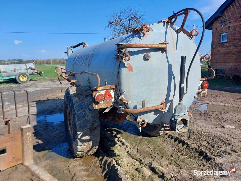 Beczkowoz 5000L w pelni sprawny Beczkowozy Borek Wielkopolski