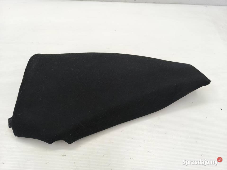 BOCZEK KANAPY PRAWY TYŁ BMW 1 E87 E81 LIFT Tapicerki samochodowe