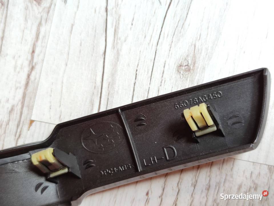 Subaru legacy IV OEM grafitowe listwy dekory śląskie Skoczów