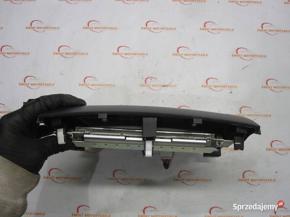 OUTLANDER LIFT II 11r panel radia 8002A139XA osobowe świętokrzyskie Kielce sprzedam