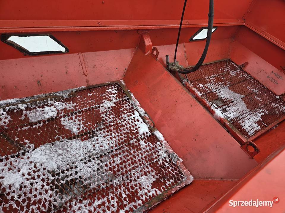 Rozsiewacz KUHN MDS 1131 w Ładnym Stanie Duży Kuhn Gąsewo