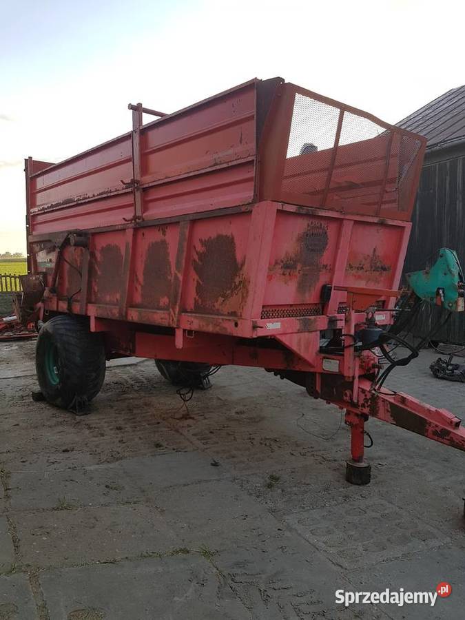 Przyczepa objętościowa rozrzutnik obornika Rozrzutniki obornika Grodzeń sprzedam