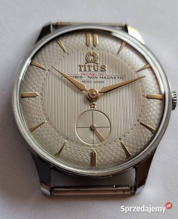 Ponadczasowy zegarek TITUS dolnośląskie Legnica