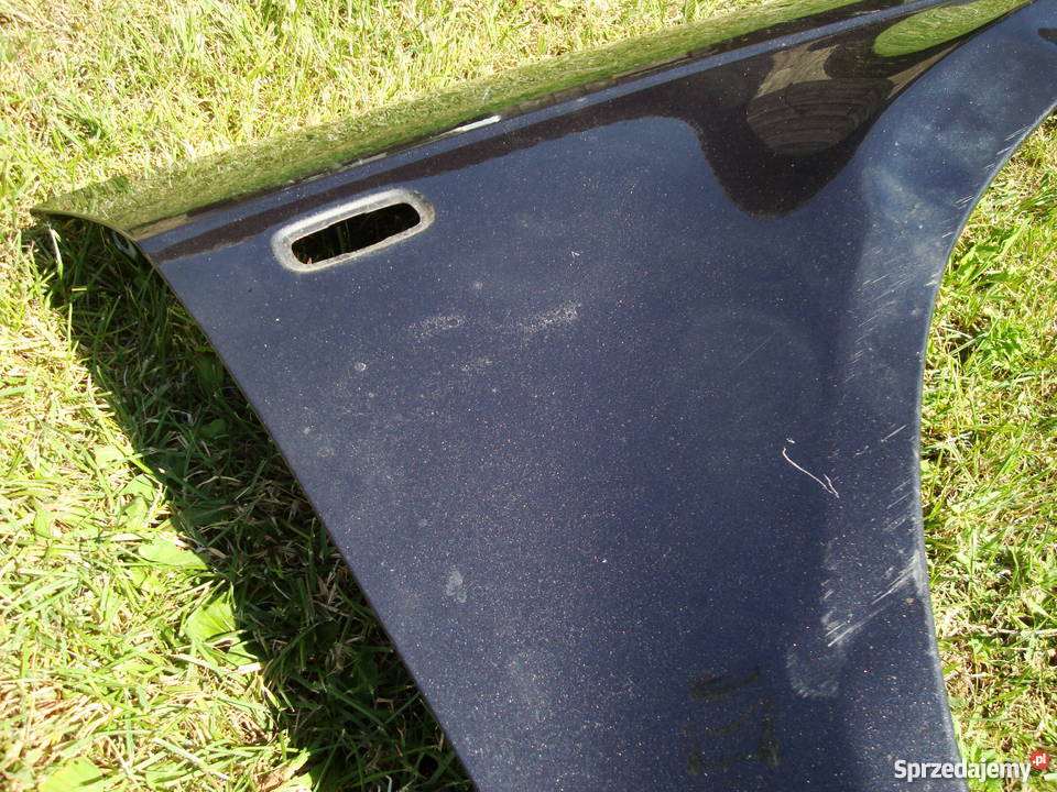 Błotnik prawy przedni Audi A3 8P lakier LZ7L Suwałki sprzedam