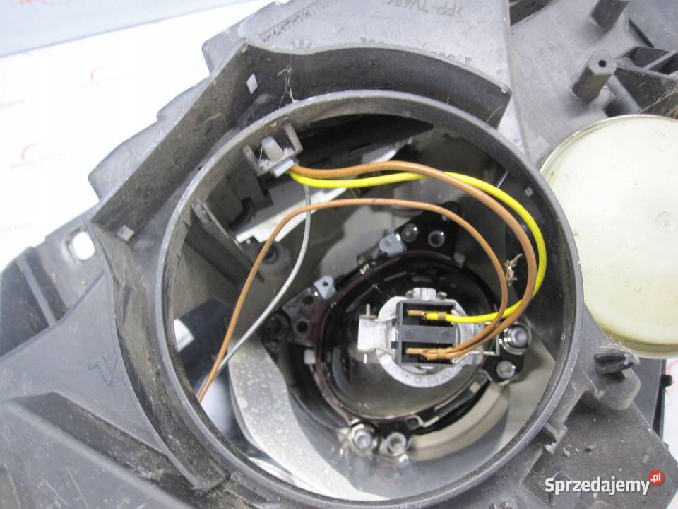 MERCEDES W245 I LIFT 11r lampa prawa przód Kielce sprzedam