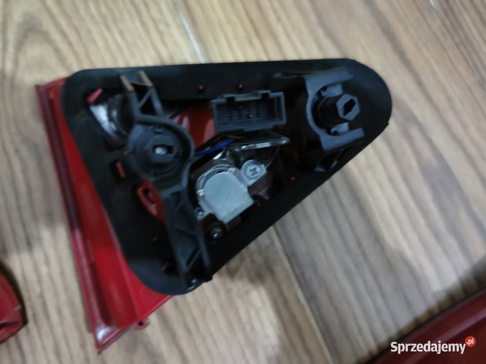 LAMPA Audi A5 USA LED 8T0945093B 094B 096E 095E wielkopolskie