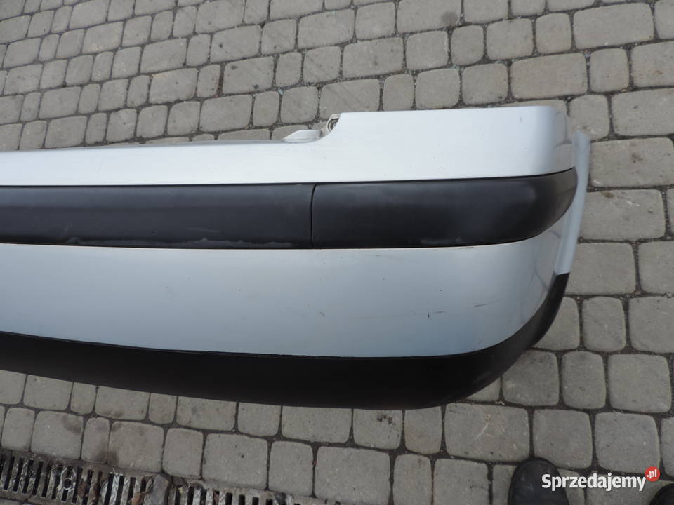 VW PASSAT B5 SEDAN LB7Z ZDERZAK TYŁ osobowe Nowy Sącz