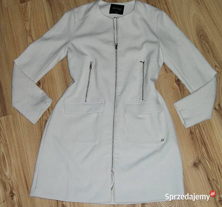 Płaszcz przejściowy w kolorze beżowym marki Top Wieleń