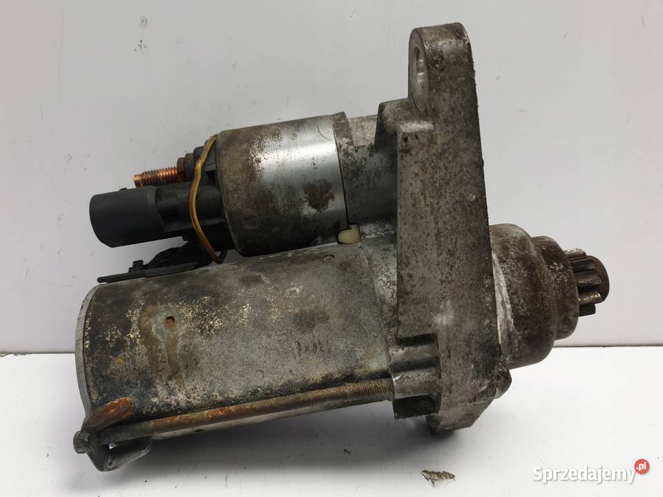 VW Golf V 14 16V ROZRUSZNIK