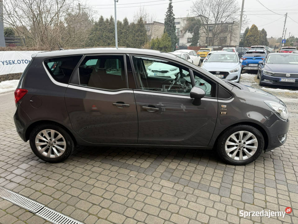 Opel Meriva Rezerwacja II 2010 manualna
