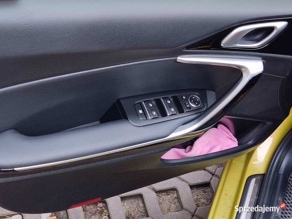 Kia Ceed 16 GDI PHEV Business Line DCT salon Piekary Śląskie sprzedam