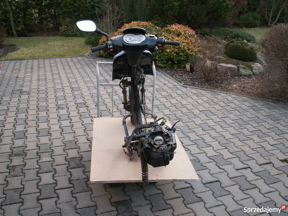 Rama z dokumentami plastiki części skuter 4t wielkopolskie Czarnków