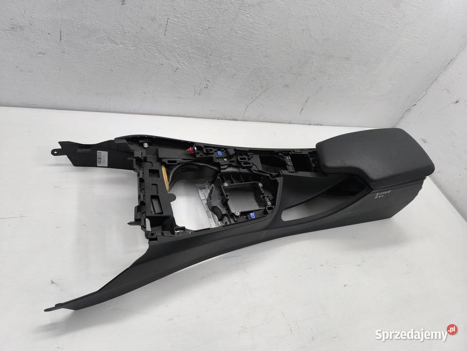 PODŁOKIETNIK TUNEL SRODKOWY BMW F30 F31 LIFT osobowe
