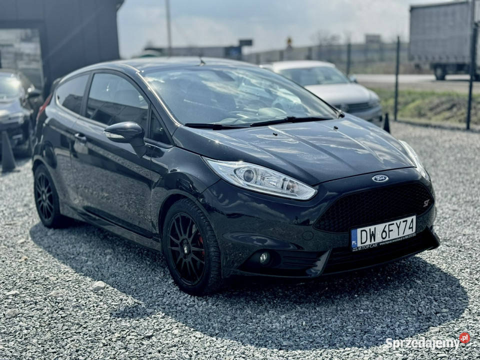 Ford Fiesta ST 2015r 16 16V EcoBoost 182 Salon Wojkowice