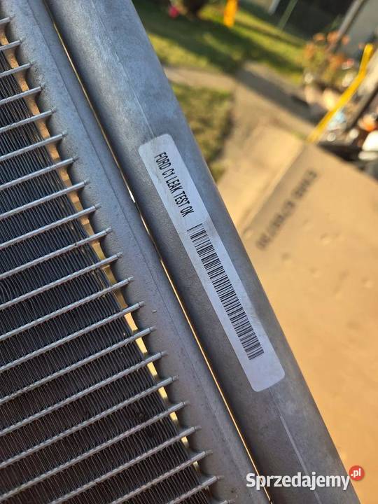 Skraplacz chłodnica klimatyzacji Ford Focus III
