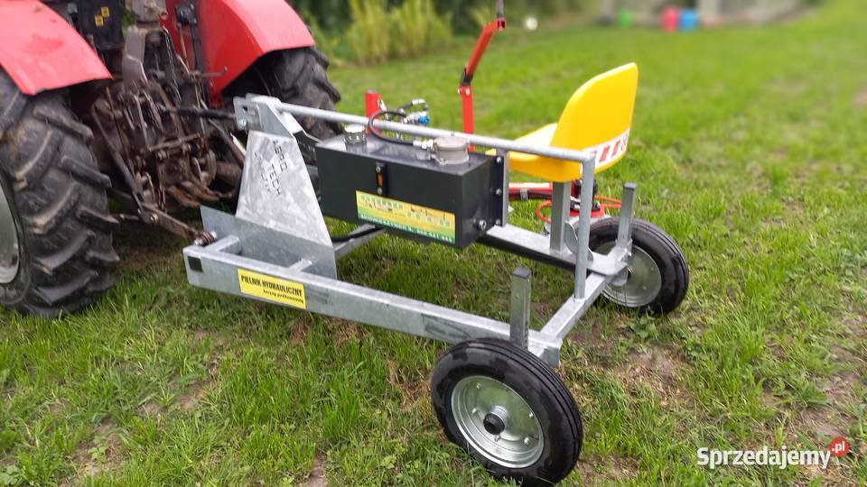 Pielnik hydrauliczny boczny z własną hydrauliką nieuszkodzony Krężnica Okrągła