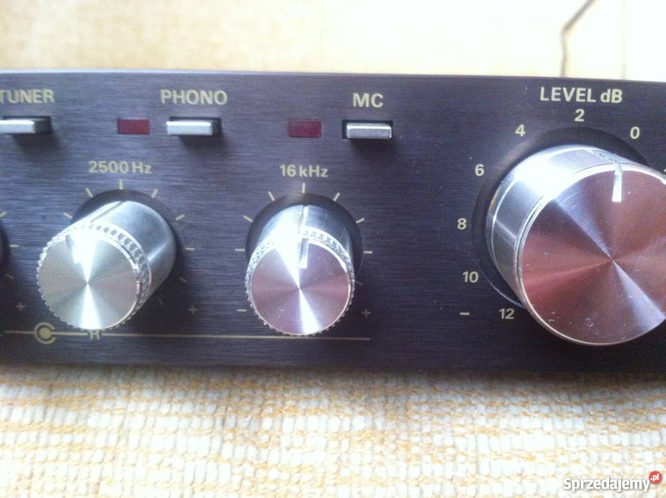 Przedwzmacniacz GRUNDIG SXV6000 Wzmacniacze i pokrewne Opole sprzedam