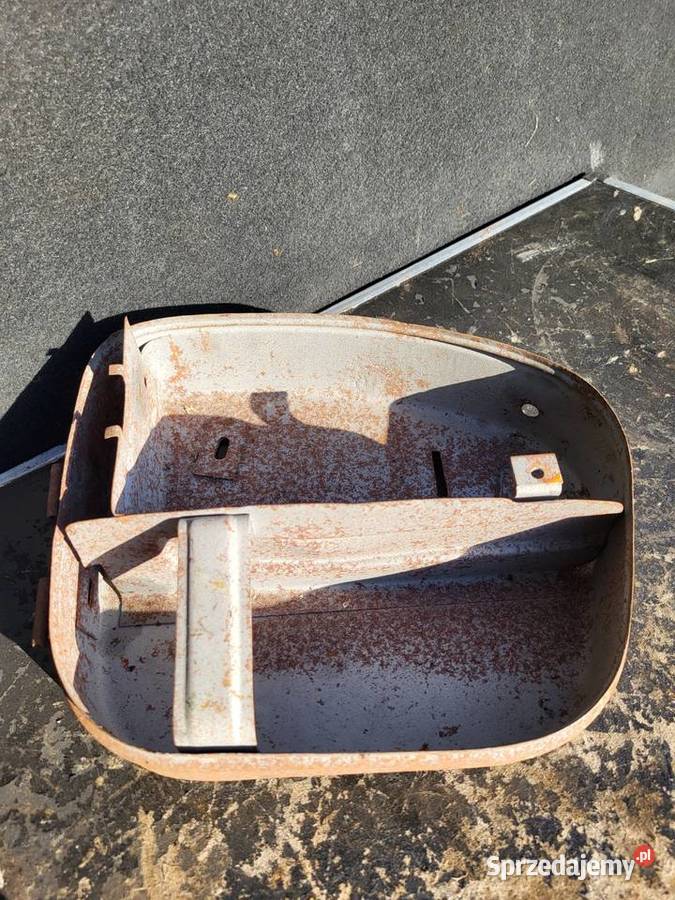 SKRZYNKA NARZĘDZIOWA IFA BK 350 IFA RT 125 MZ